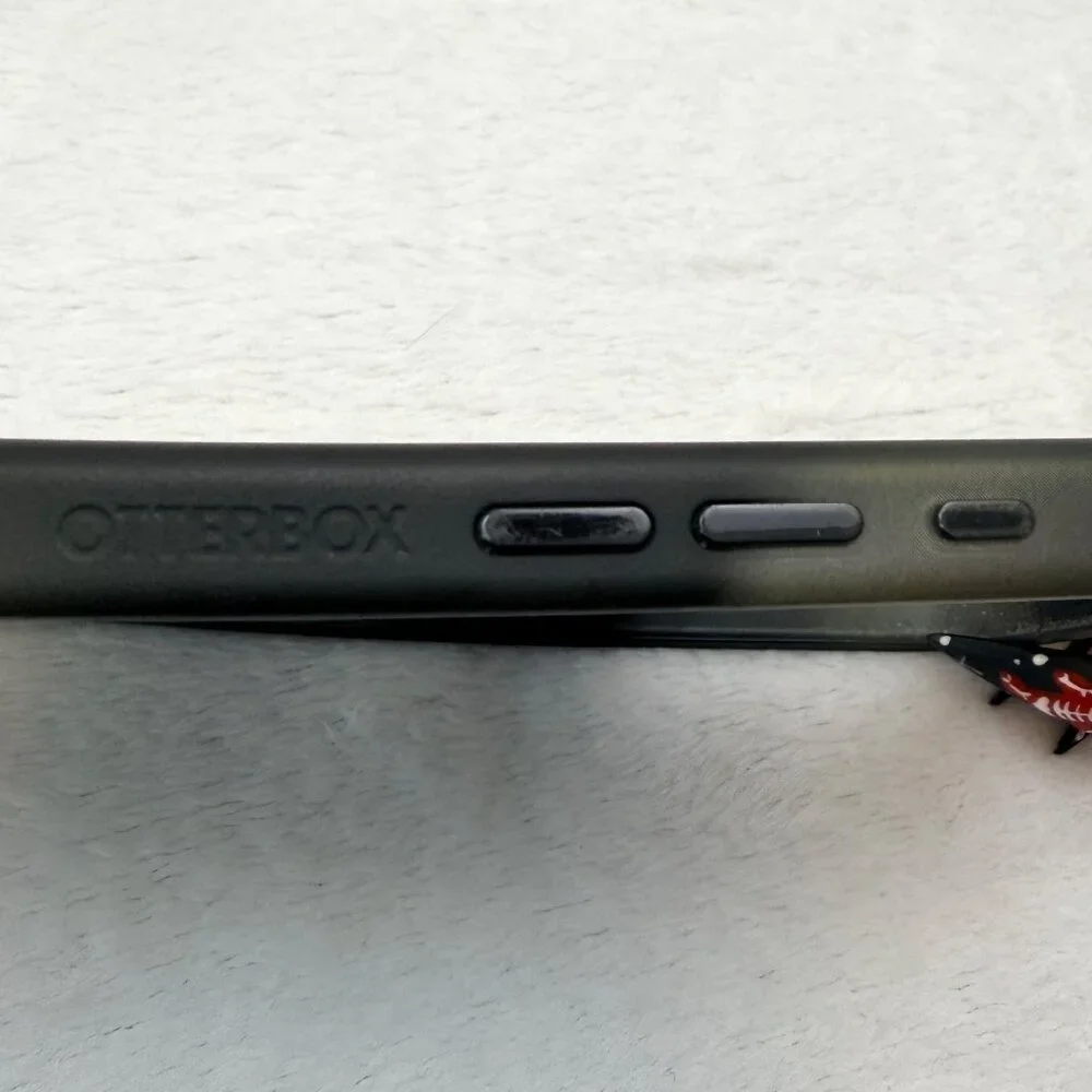 Otterbox iPhone 16 Pro Max Mag-Safe Flexible Phone Case Black & Clear